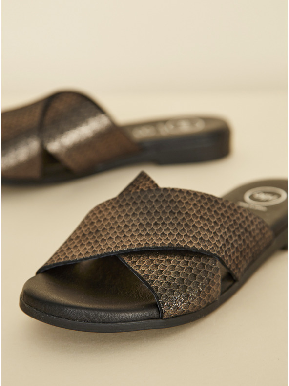 Ojju Čierne kožené papuče OJJU