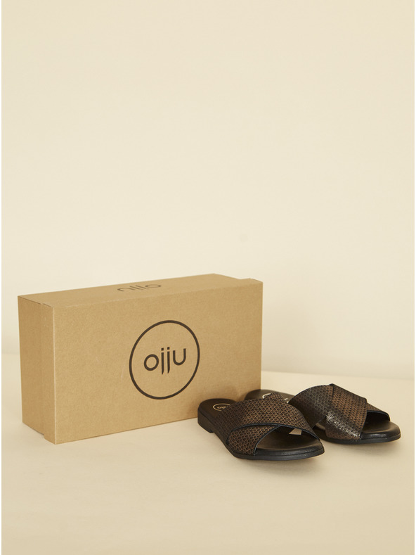 Ojju Čierne kožené papuče OJJU