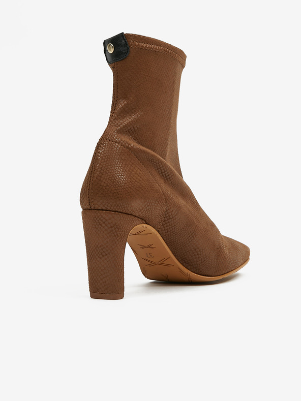 Ojju Hnedé semišové členkové čižmy s hadím vzorom OJJU