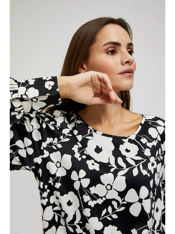 Moodo Kvetinová čierno-biela blúzka Moodo