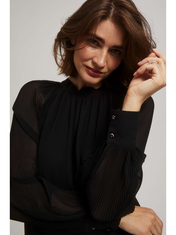 Moodo Čierna blúzka s priesvitnými rukávmi