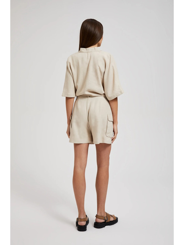 Moodo Krémové krátke nohavice s vreckami