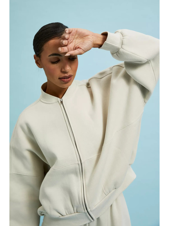 Moodo Krémový bomber