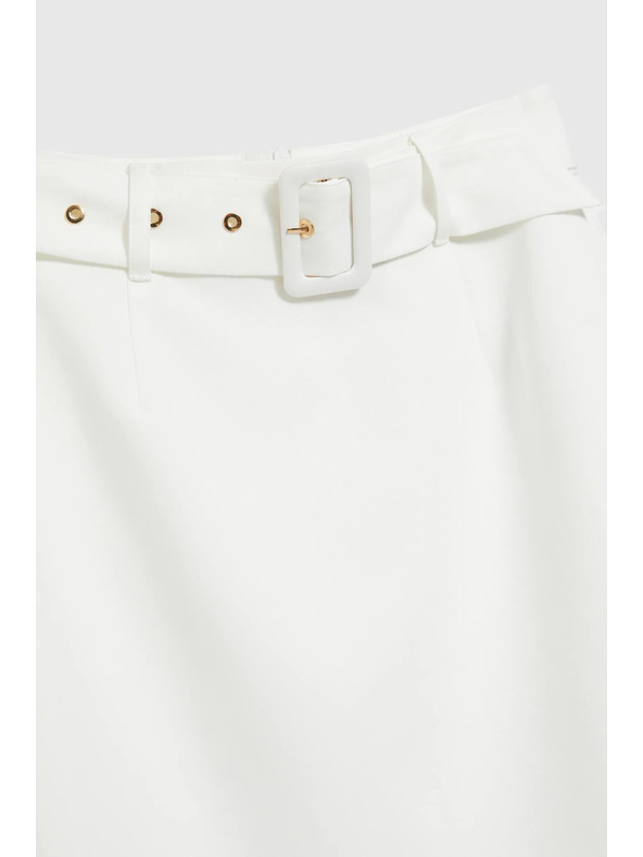 Moodo Biela púzdrová sukňa s páskom