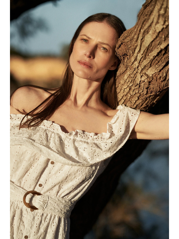 Moodo Dlhé šaty so spustenými ramenami