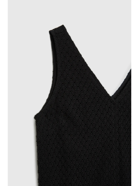 Moodo Čierne šaty na ramienka