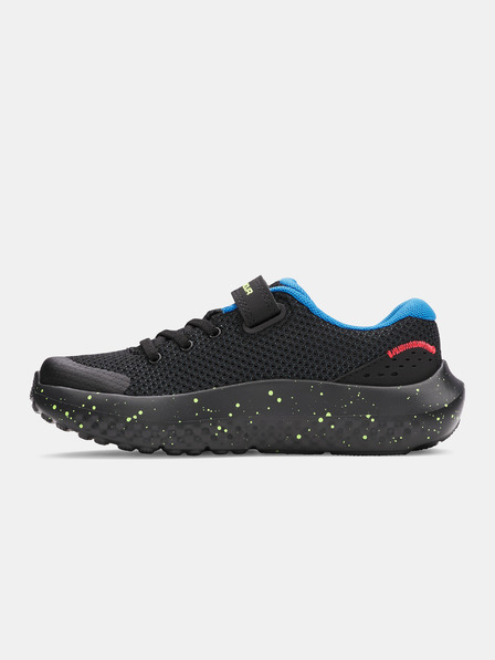 Under Armour Chlapčenské topánky Under Armour UA BPS Surge 4 AC-BLK