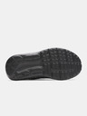 Under Armour Chlapčenské topánky Under Armour UA BPS Surge 4 AC-BLK