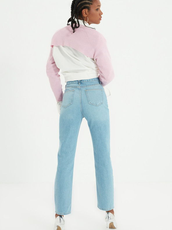 Trendyol Svetlomodré džínsy mom fit s roztrhaným efektom Trendyol