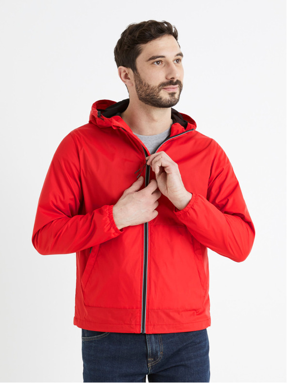 Celio Červená pánska bunda Celio Buwindy