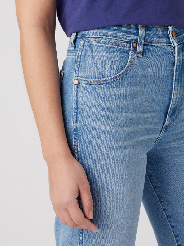 Wrangler Svetlomodré dámske džínsy rovného strihu Wrangler s ripsovým efektom
