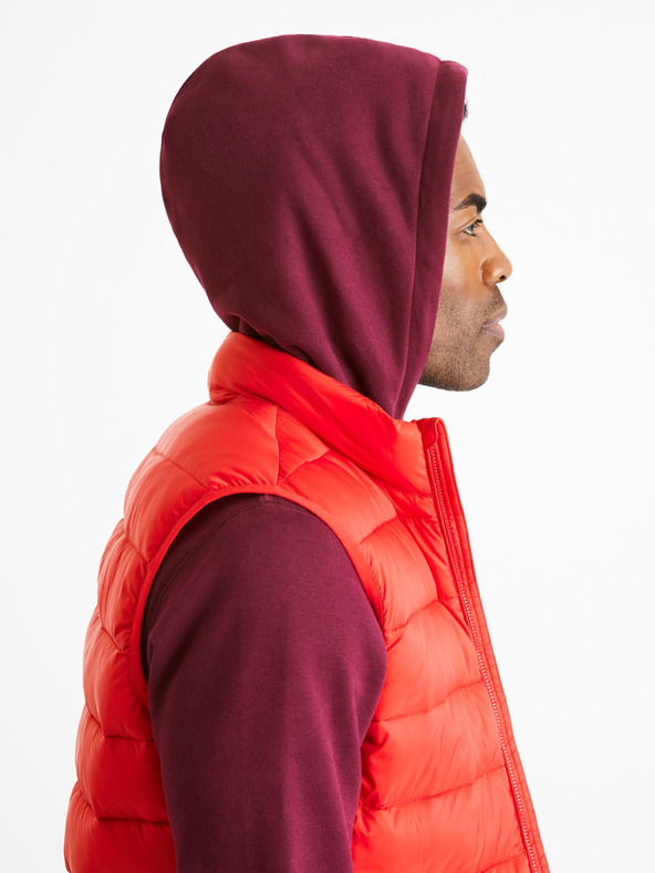 Celio Červená pánska prešívaná vesta Celio Bulock