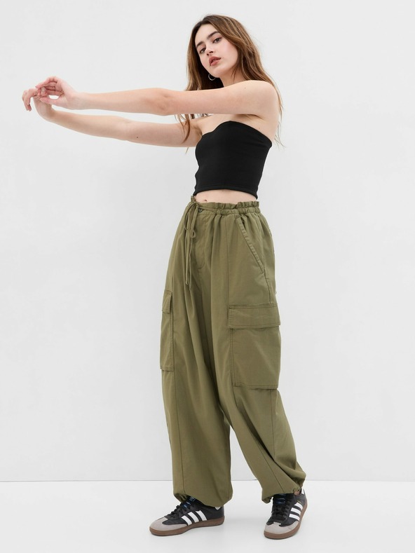 GAP Top bez ramienok crop GAP