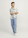 Jack & Jones Biela a sivá vzorovaná pánska košeľa s krátkym rukávom Jack & Jones Guru