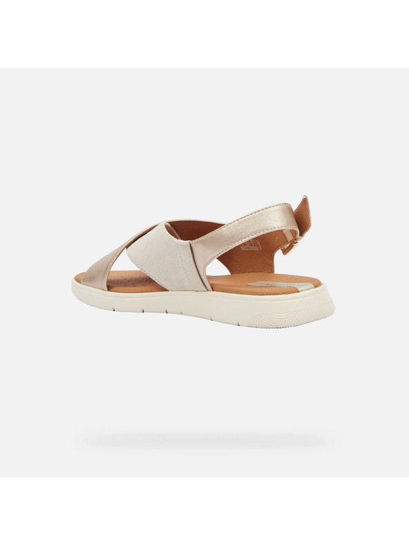 Geox Zlaté dámske sandále Geox Dandra