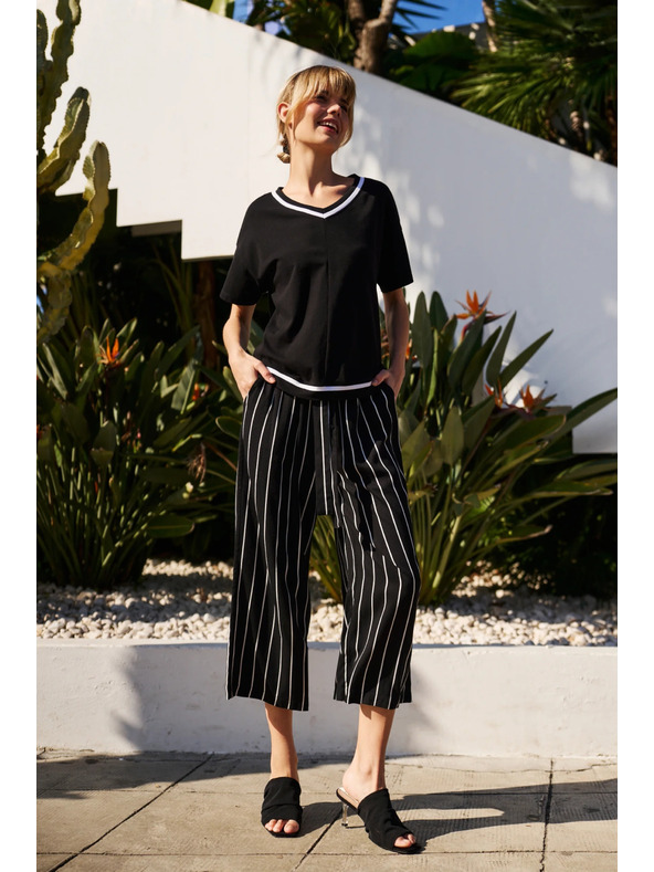 Moodo Dámske tričko Moodo - čierne