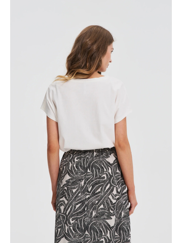 Moodo Biela blúzka s ozdobnými gombíkmi