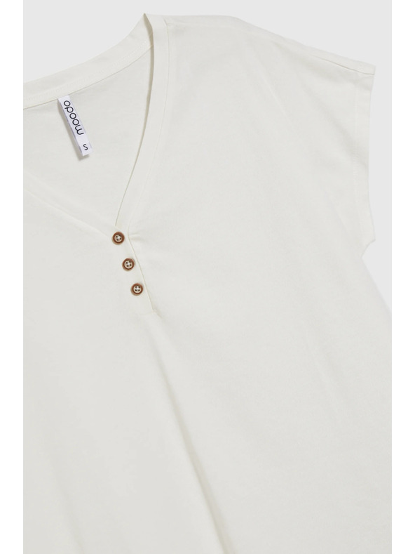 Moodo Biela blúzka s ozdobnými gombíkmi