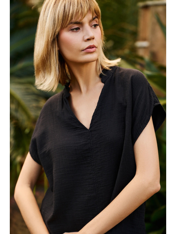 Moodo Čierna bavlnená voľná blúzka