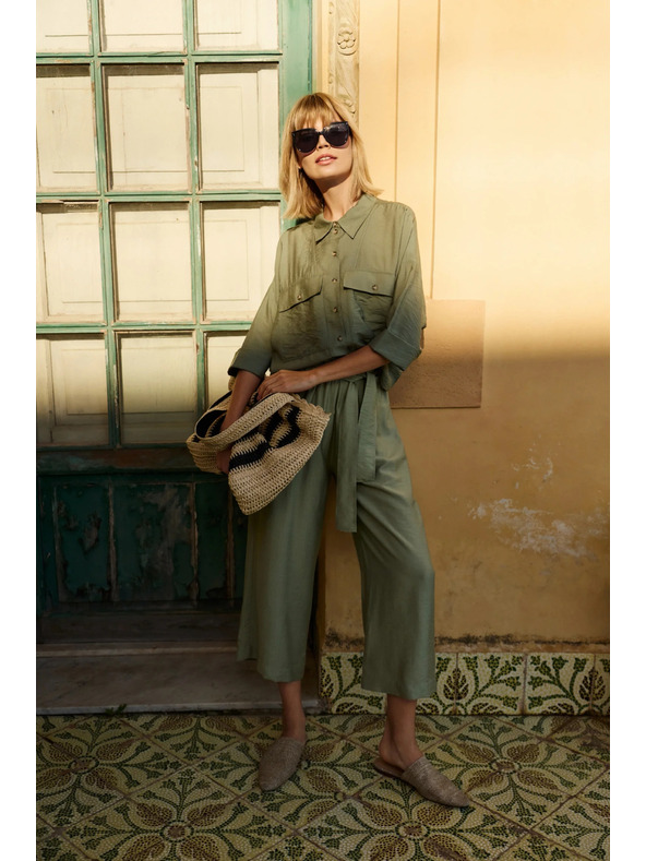 Moodo Khaki voľná košeľa s krátkym rukávom