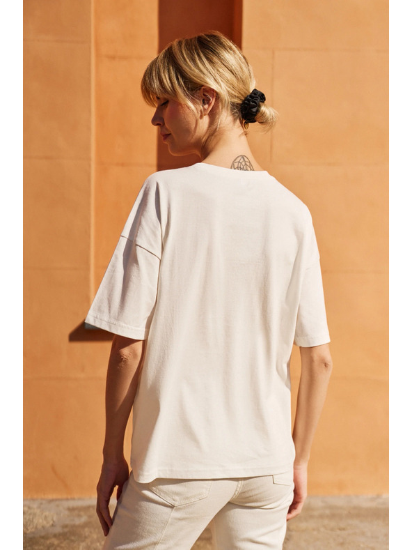 Moodo Dámske biele tričko s potlačou