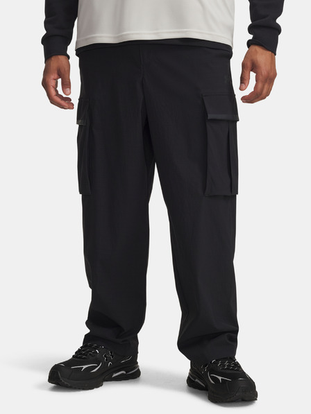 Under Armour Pánske športové nohavice Under Armour UA UNSTPBLE TXTR WOVEN CARGO-BLK