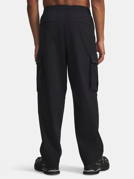 Under Armour Pánske športové nohavice Under Armour UA UNSTPBLE TXTR WOVEN CARGO-BLK
