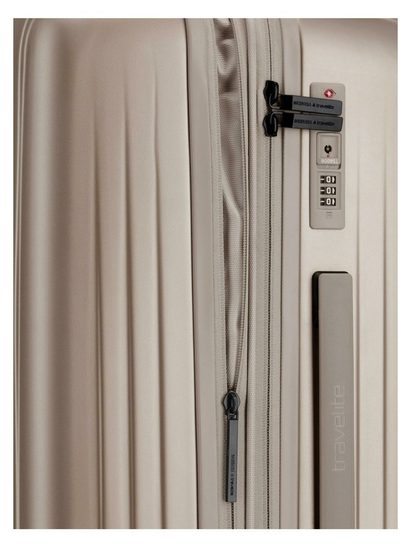 Travelite Cestovný kufor Travelite BARBARA Novelty M Satin Nude