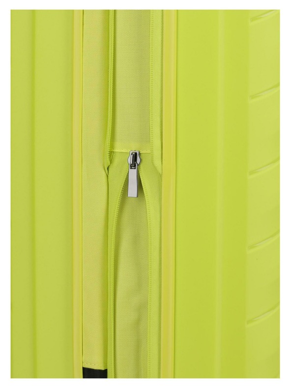 Travelite Cestovný kufor Travelite Burano M Apple green