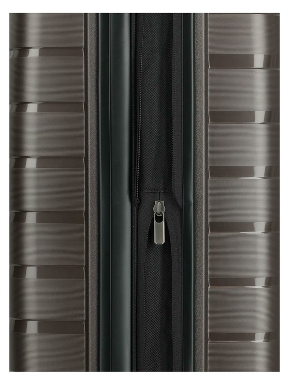 Travelite Cestovný kufor Travelite Air Base M Coffee