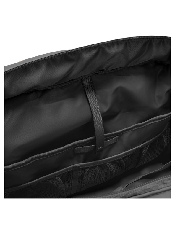 Heys Taška Heys Puffer Personal Bag Black