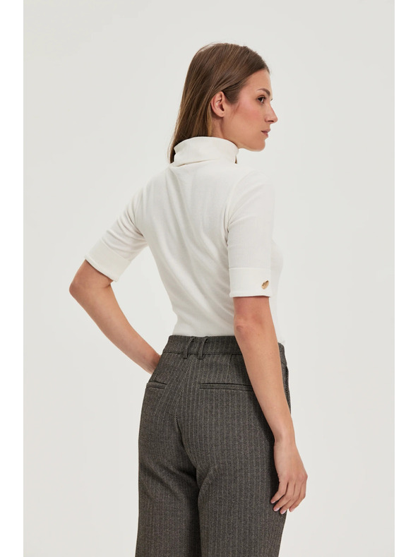 Moodo Biely rolák s 3/4 rukávom Moodo