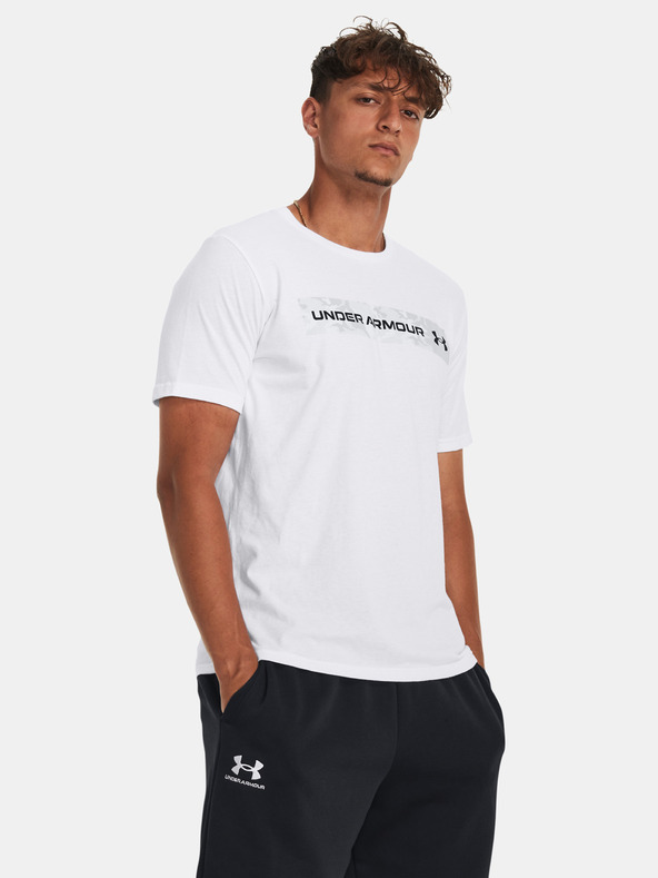 Under Armour Pánske tričko Under Armour UA CAMO CHEST STRIPE SS-WHT