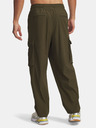 Under Armour Pánske športové nohavice Under Armour UA UNSTPBLE TXTR WOVEN CARGO-GRN