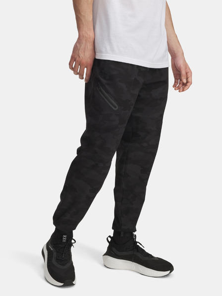 Under Armour Pánske tepláky Under Armour UA Unstoppable Woven Jogger-BLK