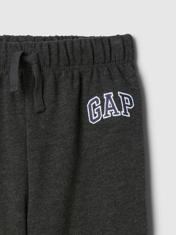 GAP Baby tepláky s logom GAP