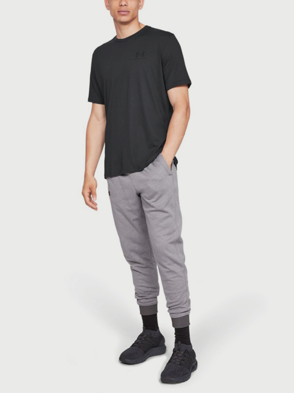 Under Armour Pánske tričko Under Armour Sportstyle Left Chest Ss