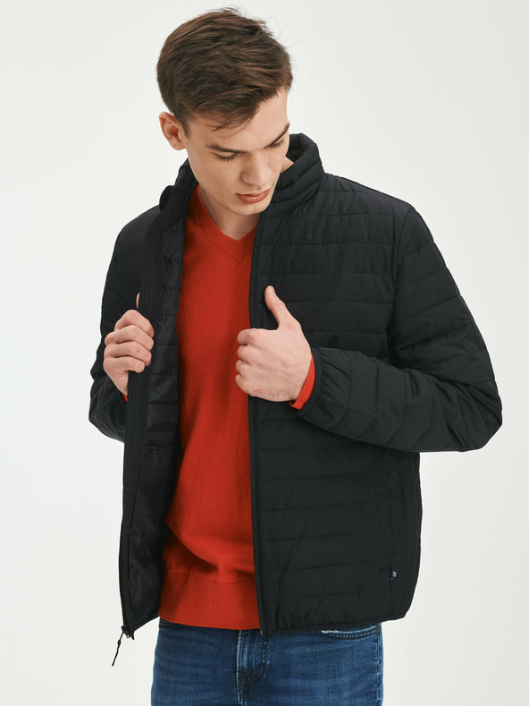 GAP Prešívaná bunda GAP