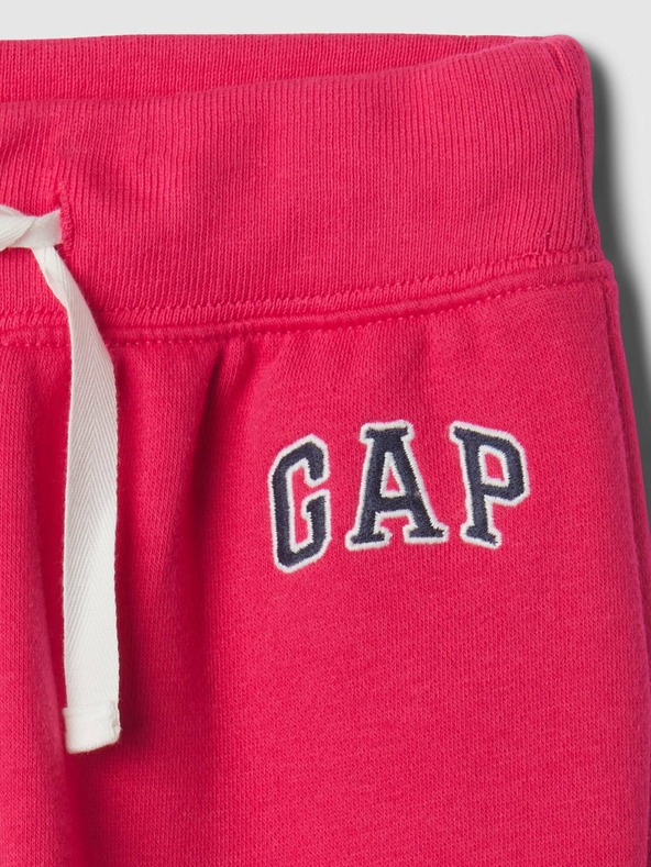 GAP Baby tepláky s logom GAP