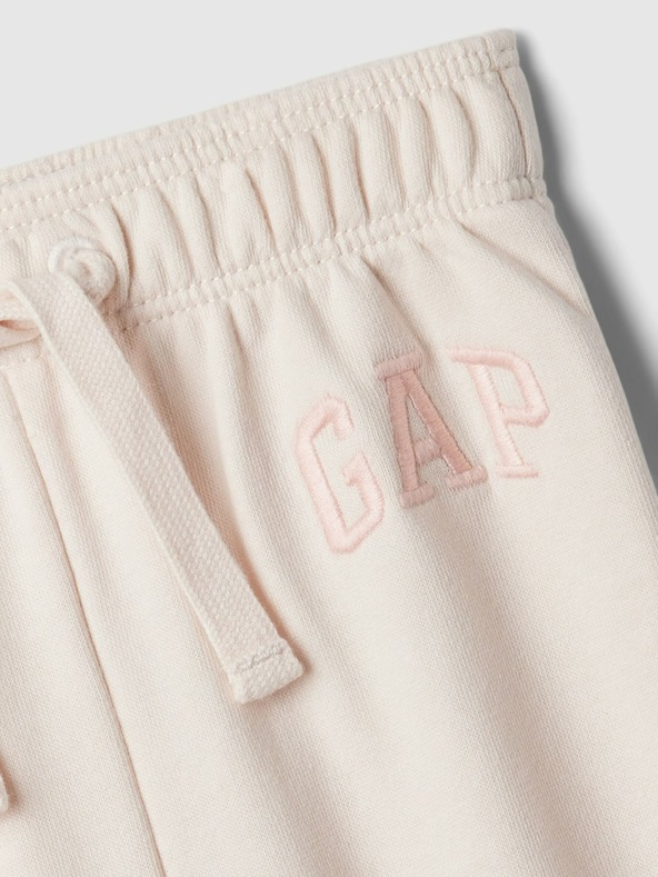 GAP Baby tepláky s logom GAP