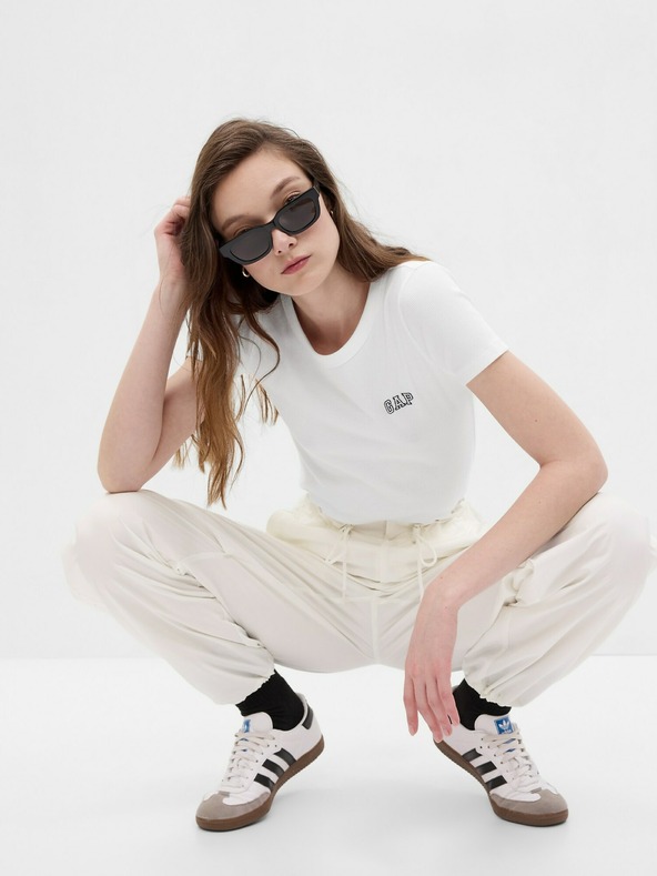 GAP Tričko GAP logo v-ss camo arch