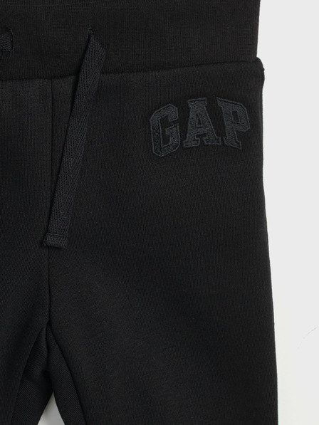 GAP Baby tepláky s logom GAP