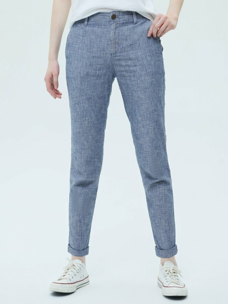 GAP Nohavice girlfriend khaki in chambray GAP