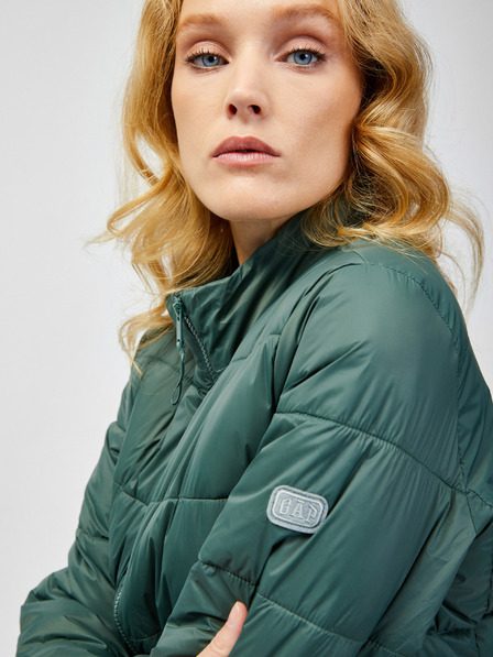 GAP Prešívaná bunda GAP