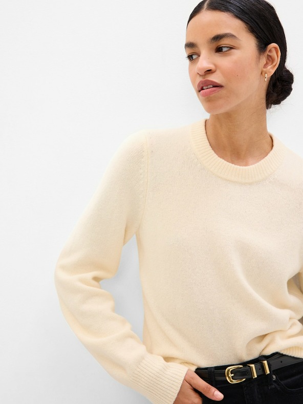 GAP Sveter z mäkkej pleteniny GAP