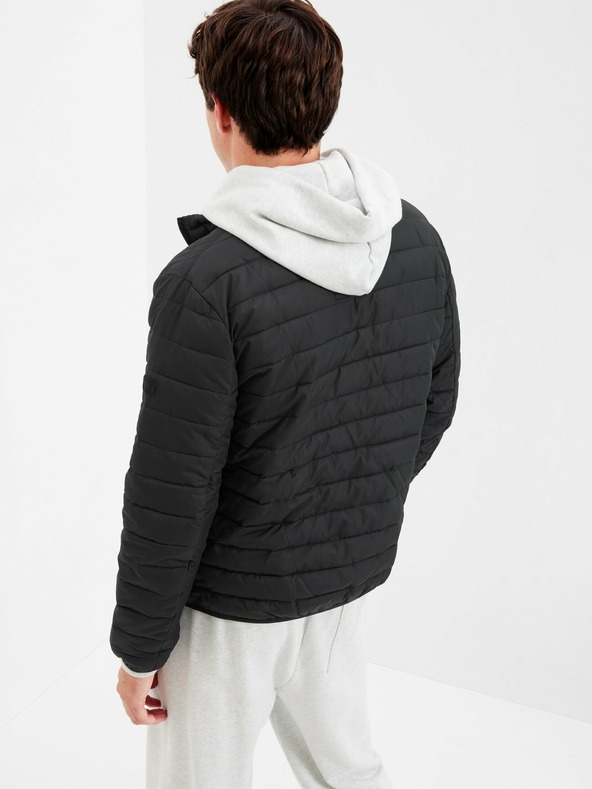 GAP Ľahká prešívaná bunda GAP