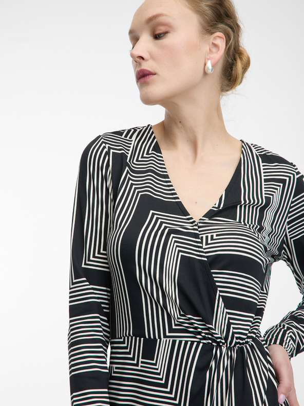 Orsay Čierne dámske vzorované šaty ku kolenám ORSAY