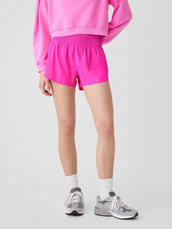 GAP Športové bežecké šortky GapFit 3" Mid Rise Runaround GAP