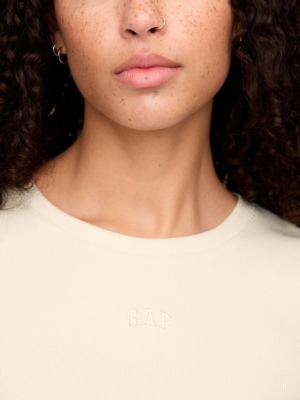 GAP Crop tričko s logom GAP