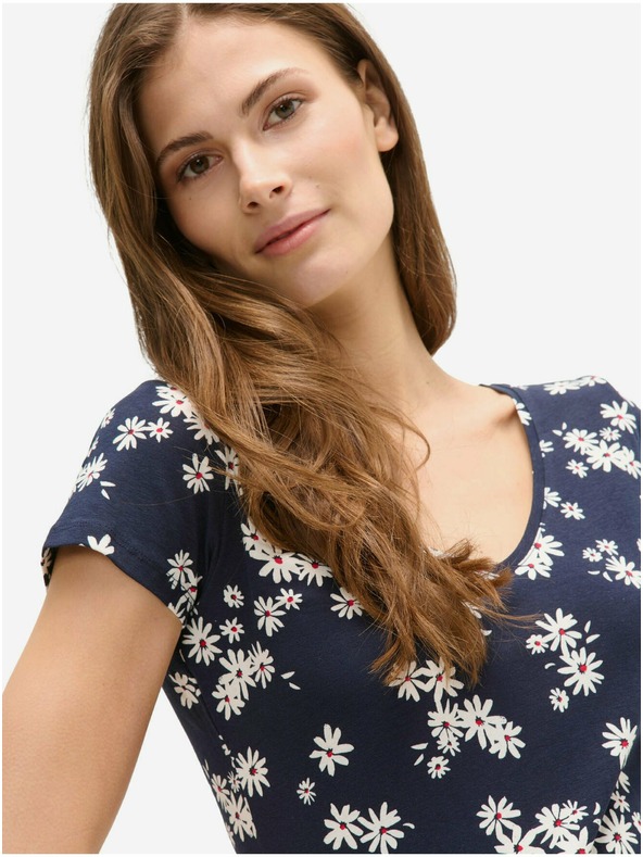 Orsay Tmavmodrré kvetované tričko ORSAY